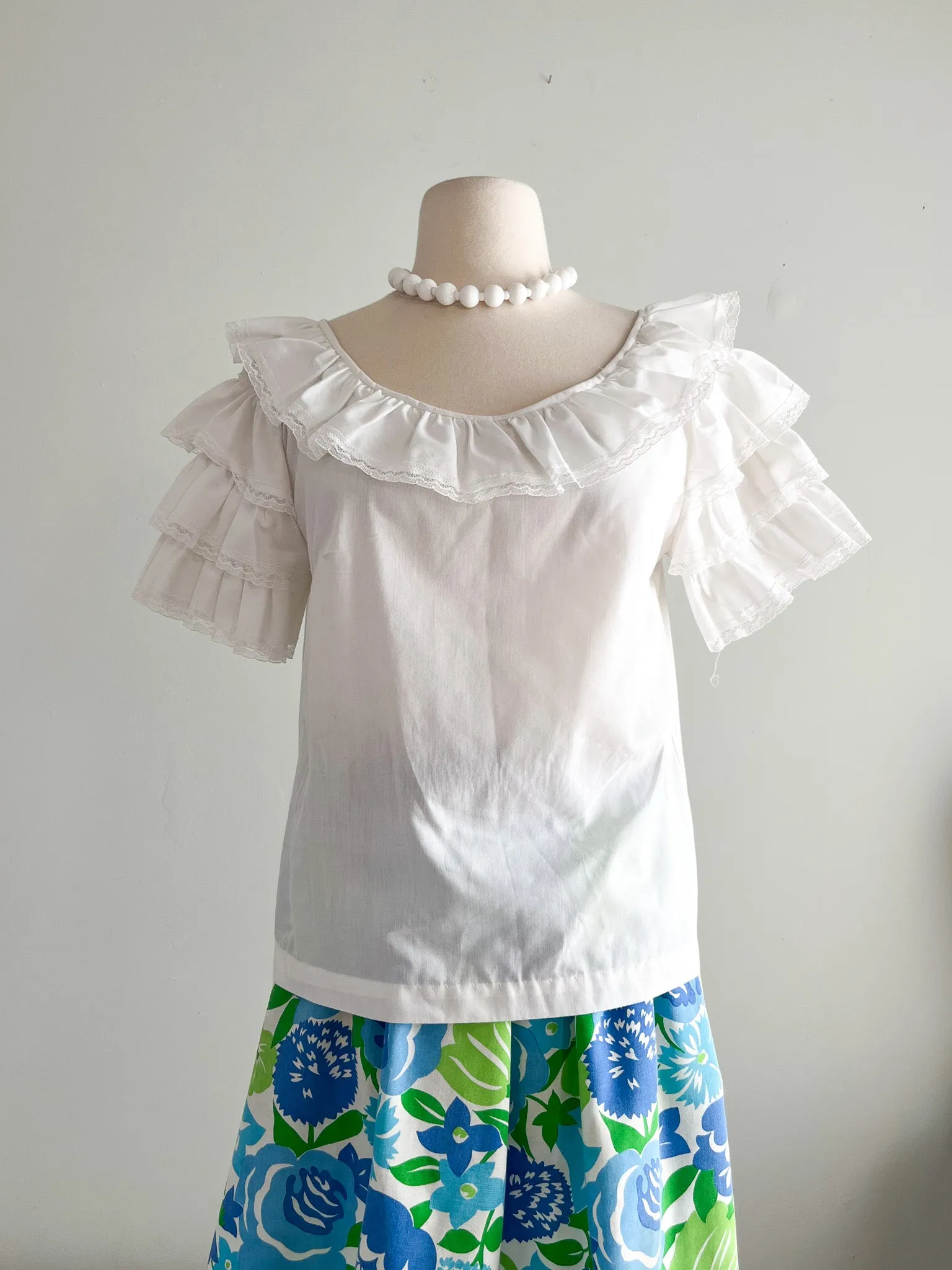 1950's Pat Mckay White Cotton Ruffle Blouse / Sz S