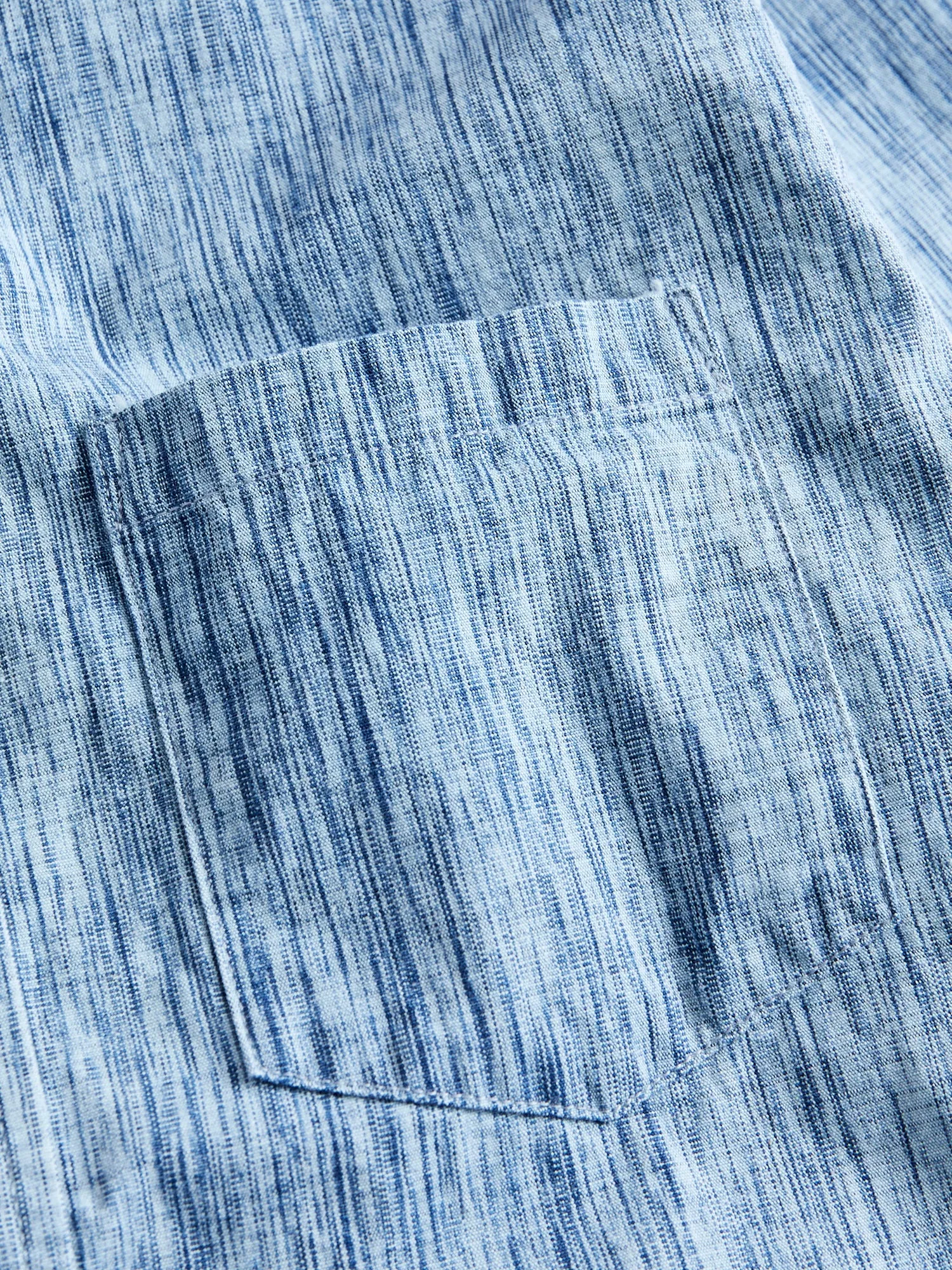 6oz Kasuri Chambray Button-Up Shirt in Indigo