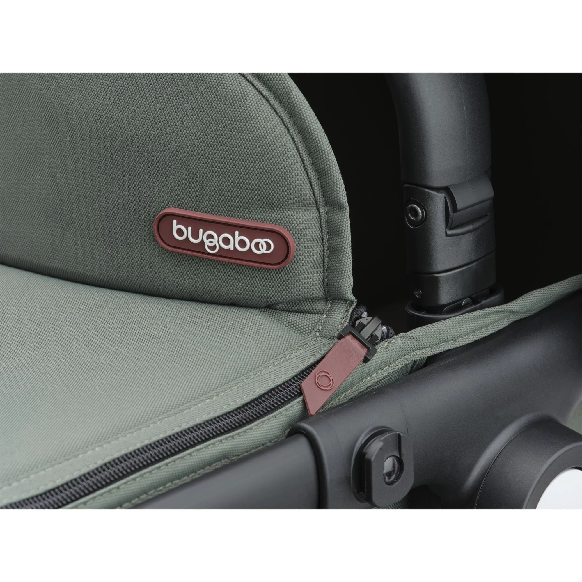 Bugaboo Fox Cub Essential Bundle - Black/Forest Green