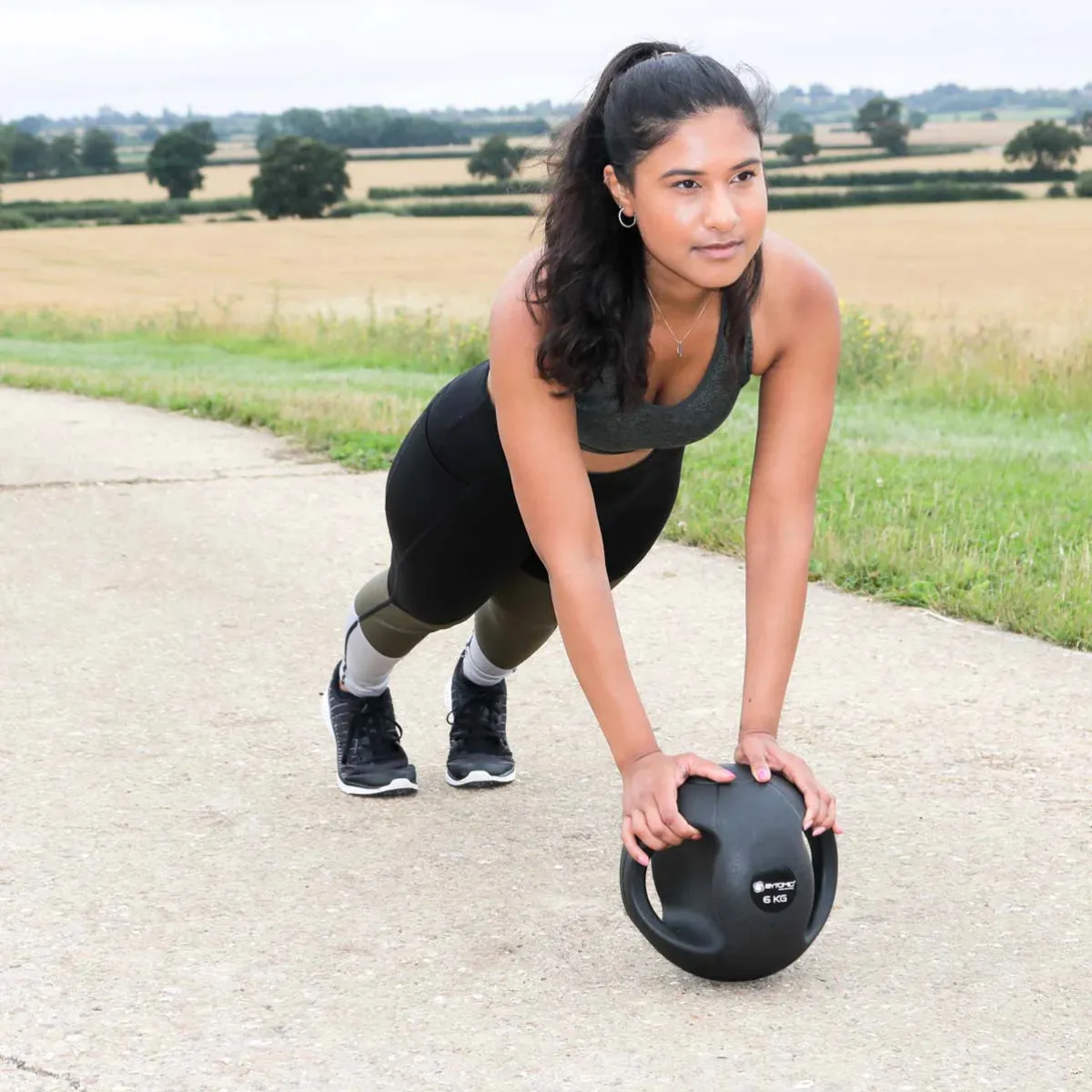 Bytomic Double Grip Medicine Ball 8kg Black