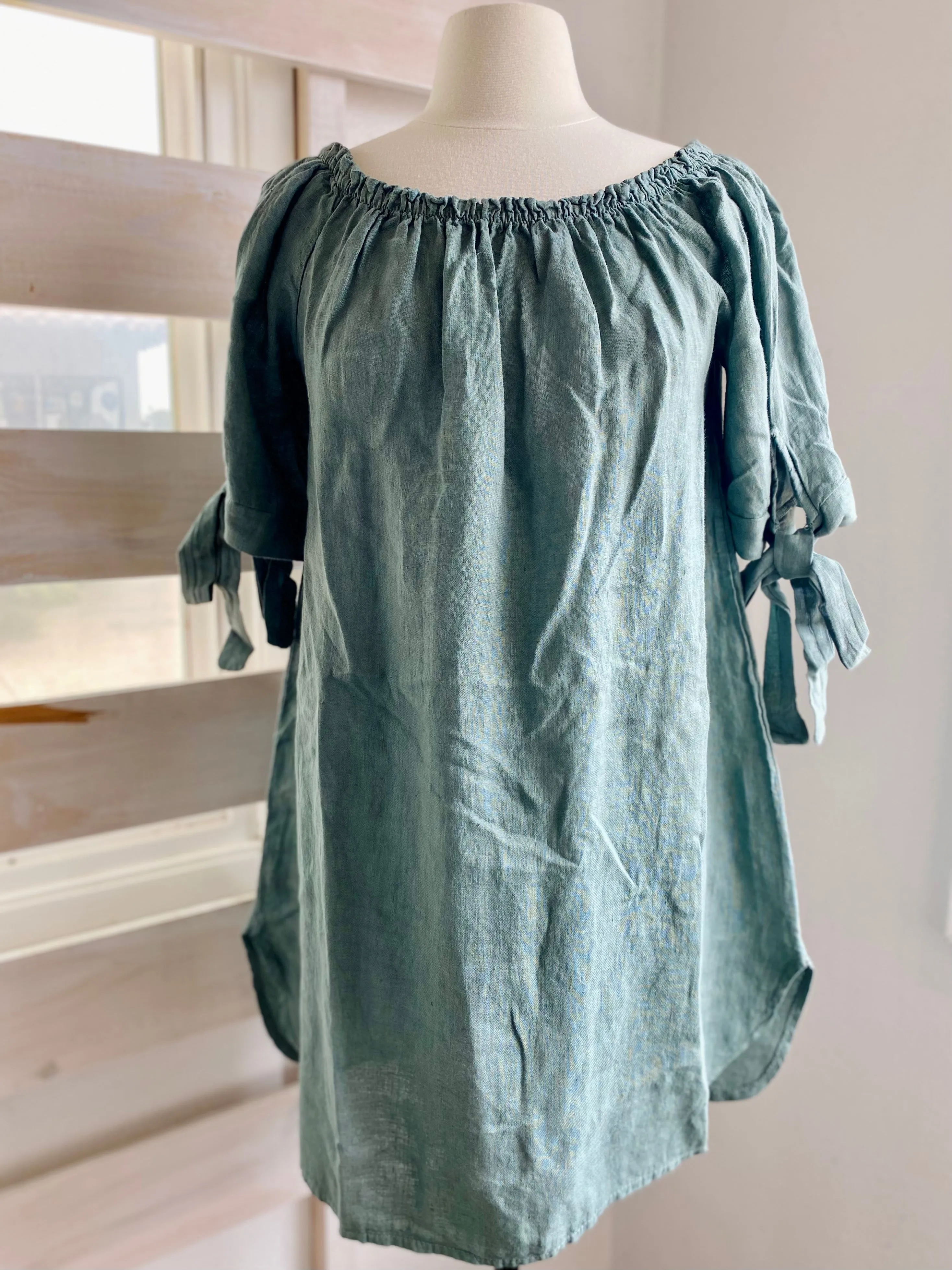 Linen Scoop Neck Dress