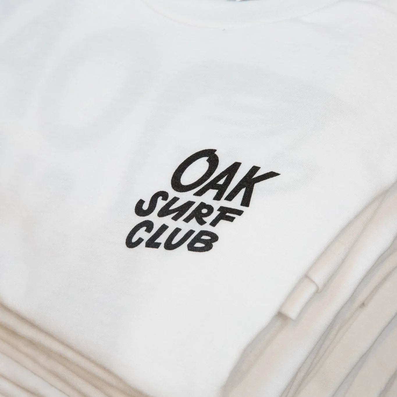 OAK SURF CLUB UNISEX GROVER TEE - WHITE