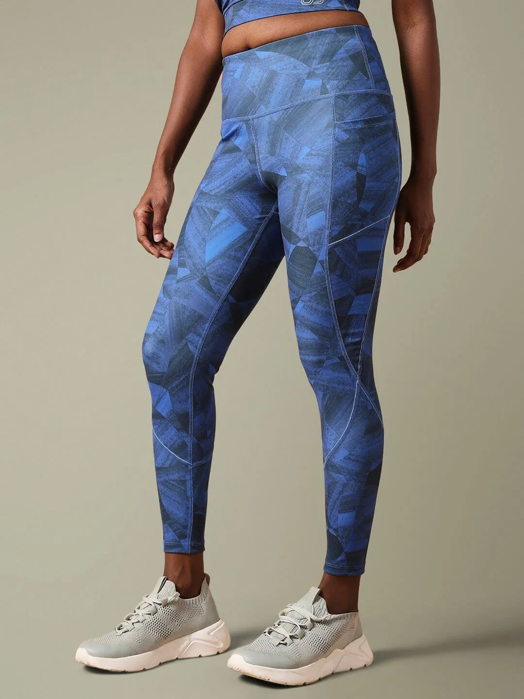 Stellar Blue Cross Back Crop Top & Aura Leggings